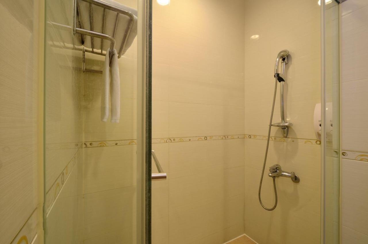 Ever Delightful Business Hotel Цзяи Экстерьер фото