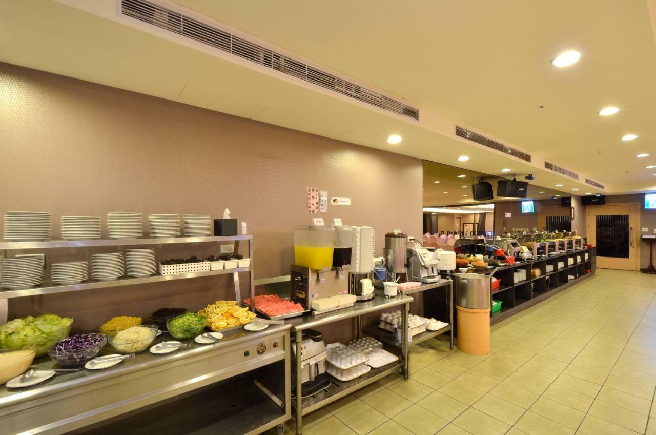 Ever Delightful Business Hotel Цзяи Экстерьер фото