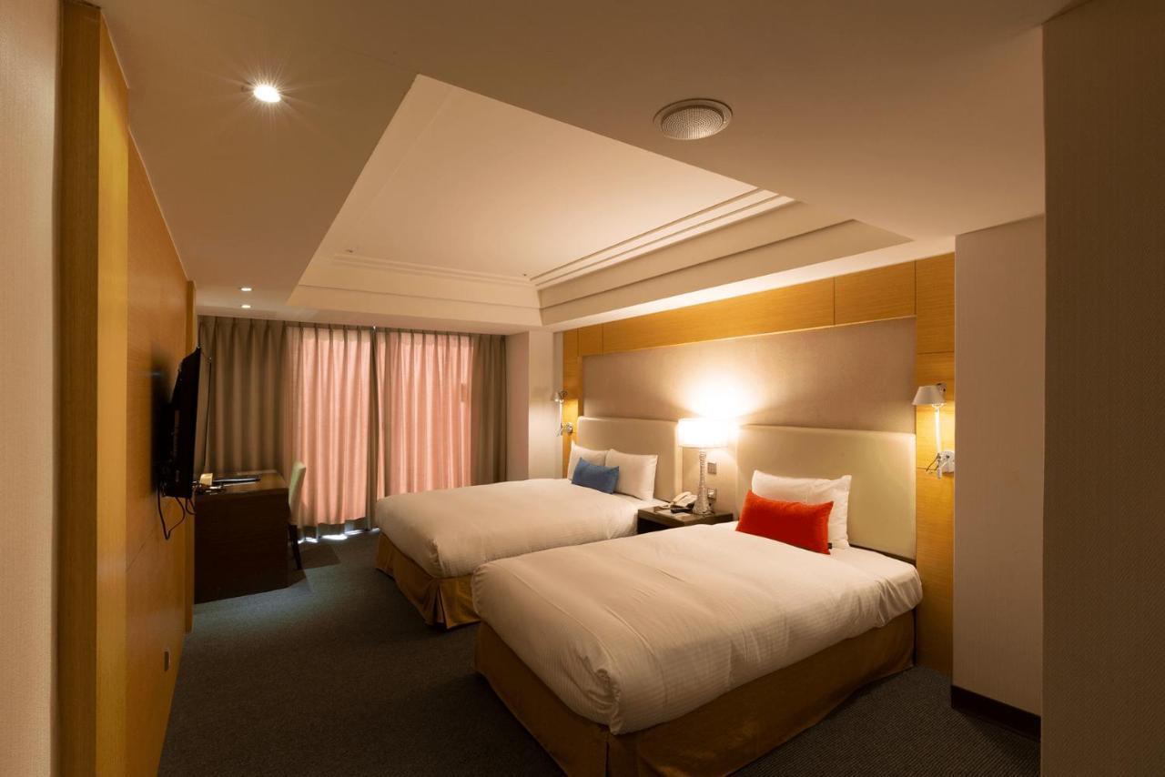 Ever Delightful Business Hotel Цзяи Экстерьер фото