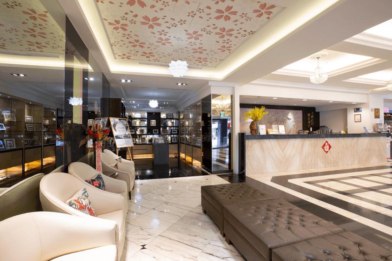 Ever Delightful Business Hotel Цзяи Экстерьер фото