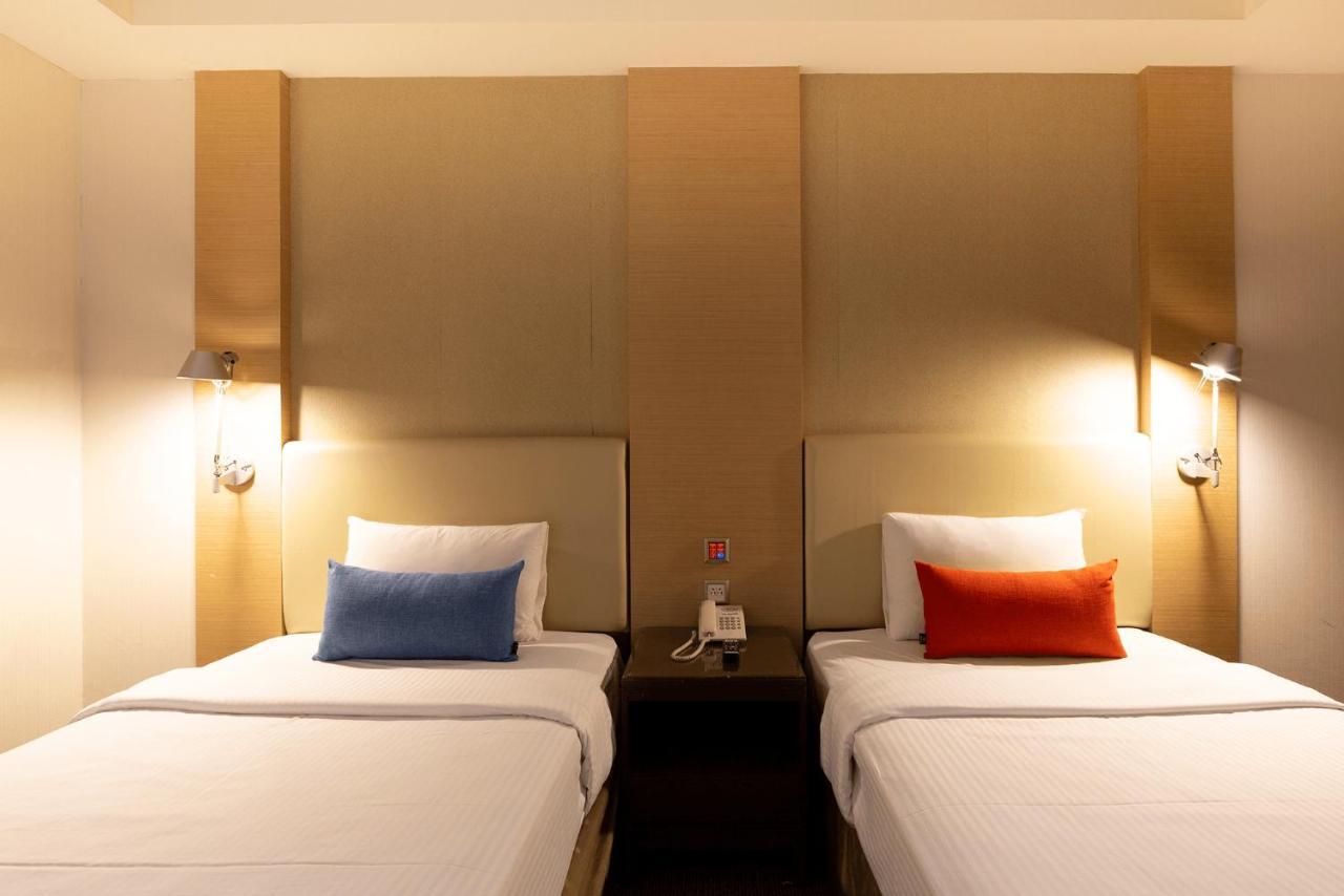 Ever Delightful Business Hotel Цзяи Экстерьер фото