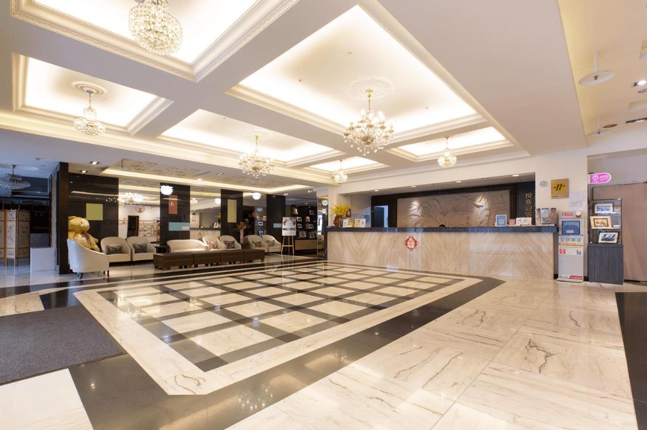 Ever Delightful Business Hotel Цзяи Экстерьер фото